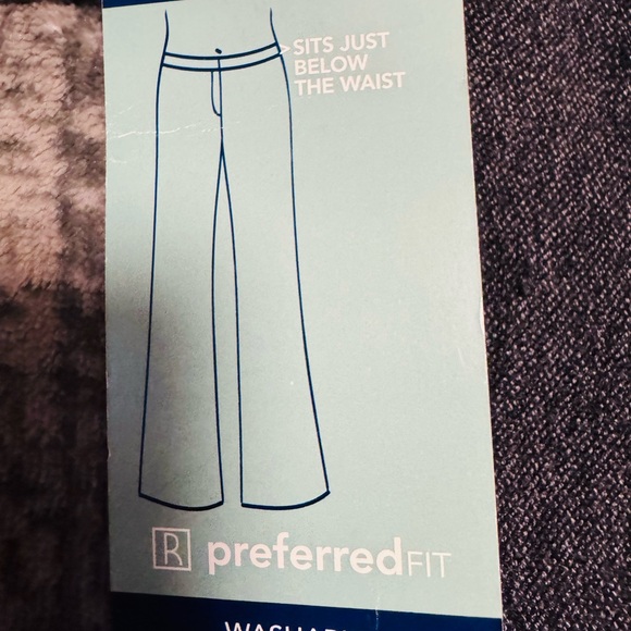 Reitmans Preferred Fit Grey Trousers- Size 9 - Picture 4 of 8